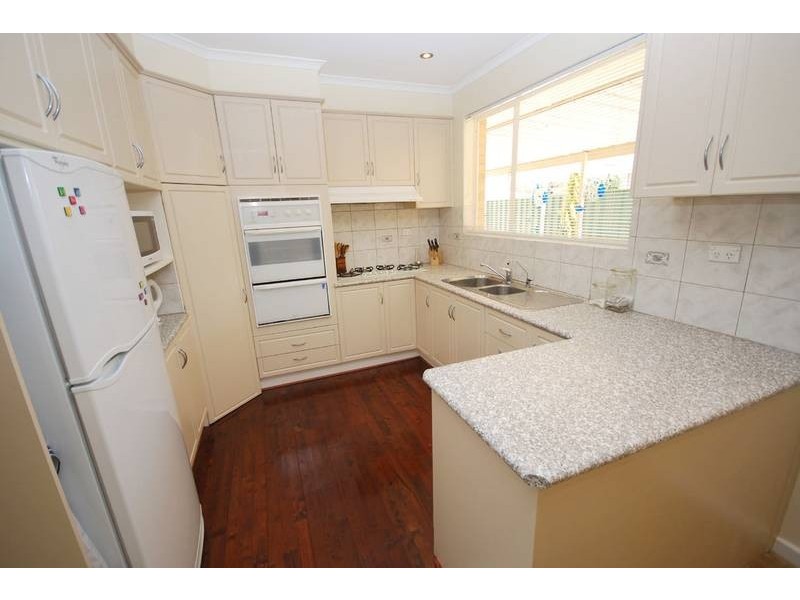 9 Benaud Avenue, Salisbury East SA 5109