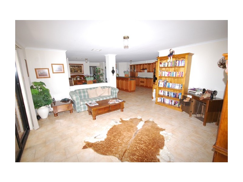 4 Lofty Rise, Greenwith SA 5125