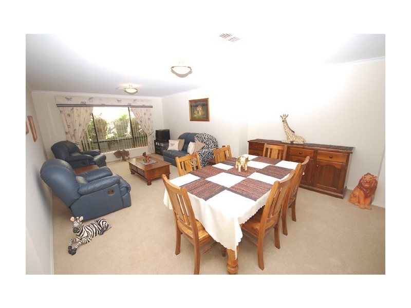 4 Lofty Rise, Greenwith SA 5125