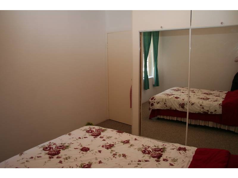 2/39 Queen Victoria Street, Bexley NSW 2207