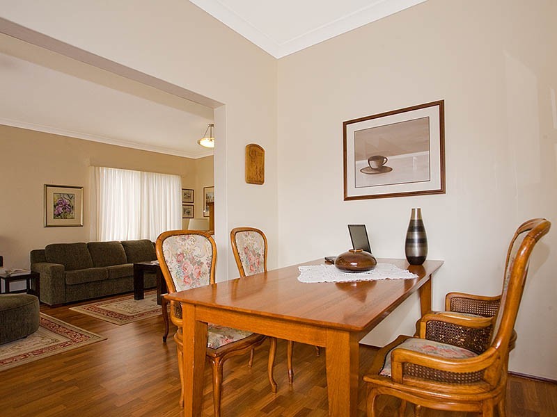 4/64-66 Hampton Court Road, Carlton NSW 2218