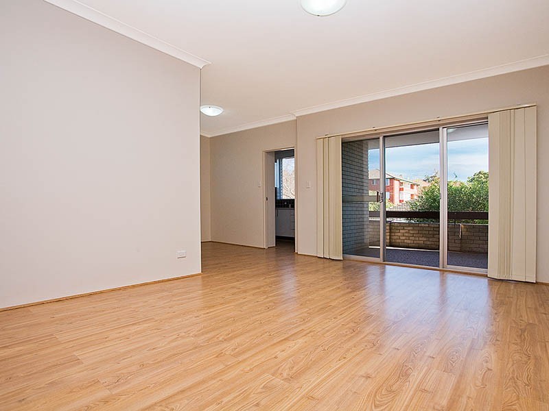 3/39 Willison Road, Carlton NSW 2218