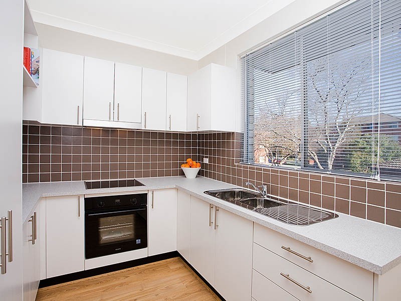 3/39 Willison Road, Carlton NSW 2218