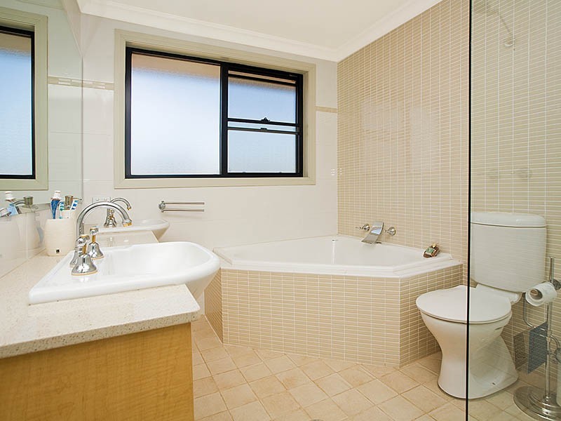 60 Ferry Avenue, Beverley Park NSW 2217