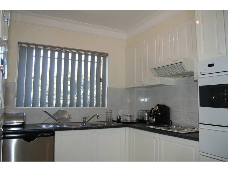 16 Winchester Street, Carlton NSW 2218