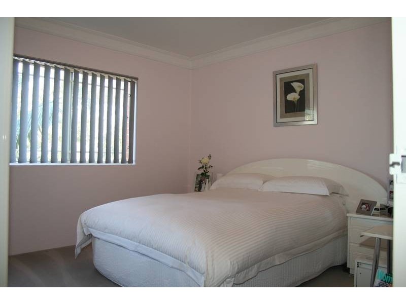 16 Winchester Street, Carlton NSW 2218