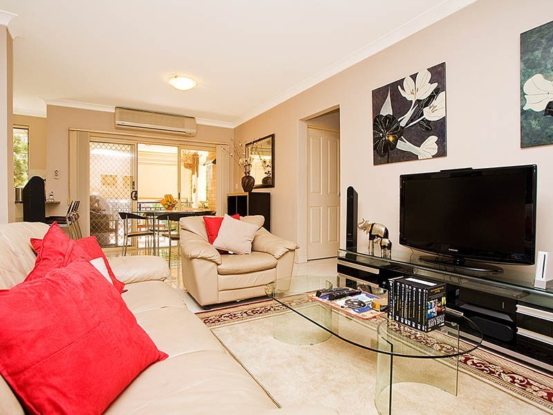 3/23-25 Jubilee Avenue, Carlton NSW 2218