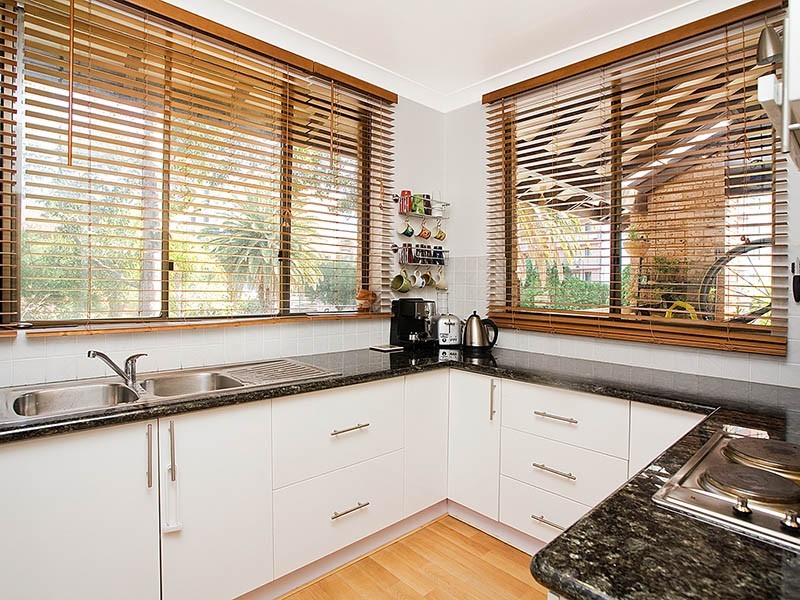 2/69 Woniora Road, Hurstville NSW 2220