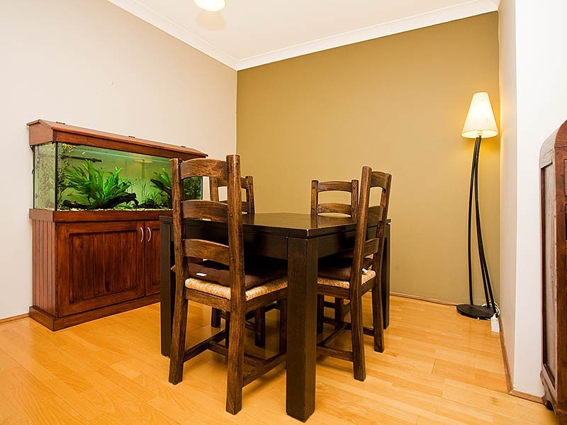 2/69 Woniora Road, Hurstville NSW 2220