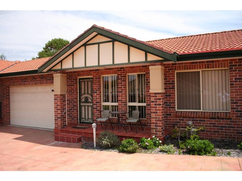 2/64 Beaconsfield Street, Bexley NSW 2207