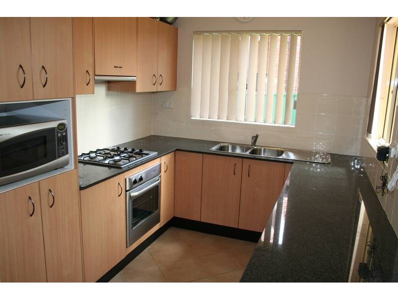 2/64 Beaconsfield Street, Bexley NSW 2207