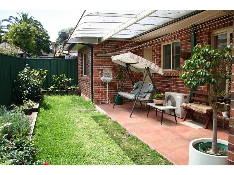 2/64 Beaconsfield Street, Bexley NSW 2207