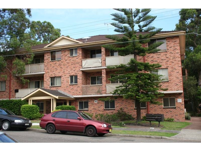 41 Hampton Court Road, Carlton NSW 2218