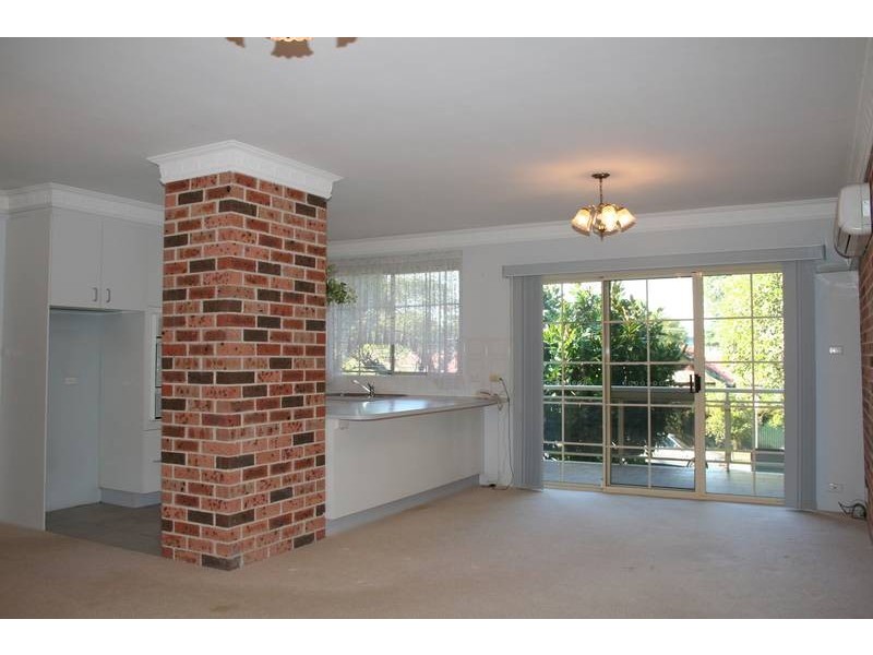 1/13-15 Nielsen Avenue, Carlton NSW 2218