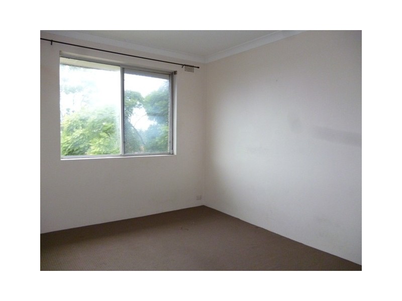 8/52-54 Hampton Court Road, Carlton NSW 2218