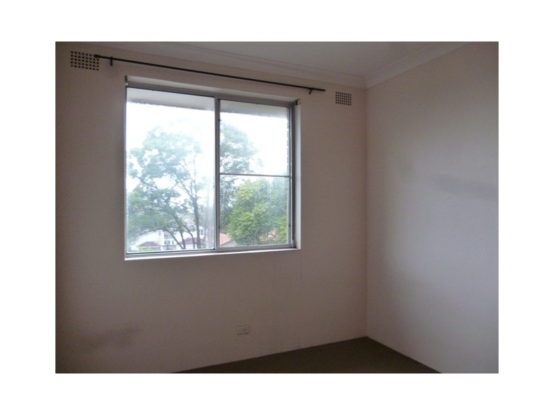 8/52-54 Hampton Court Road, Carlton NSW 2218