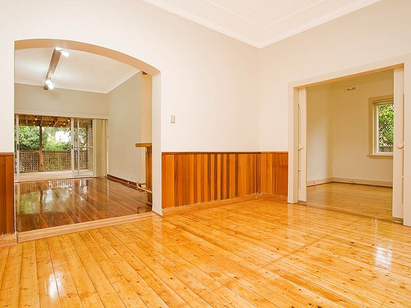 6 Colvin Avenue, Carlton NSW 2218