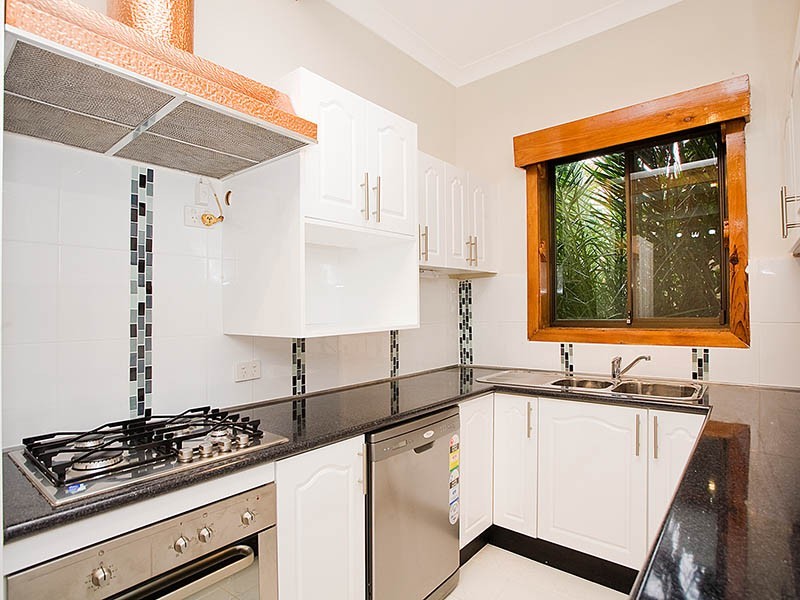6 Colvin Avenue, Carlton NSW 2218