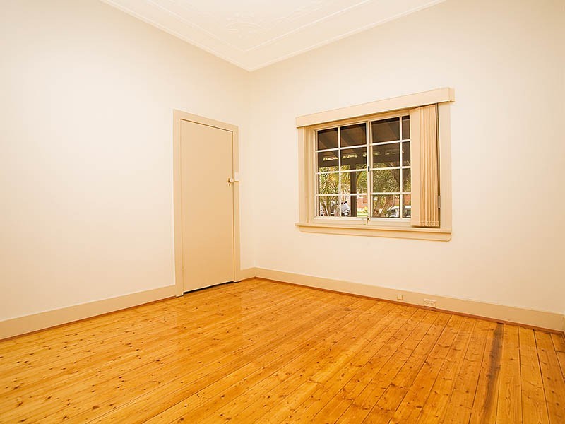 6 Colvin Avenue, Carlton NSW 2218