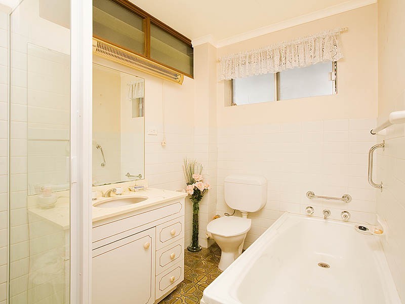 15/1-7 Buchanan Street, Carlton NSW 2218