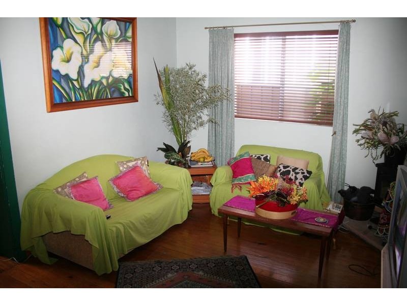 18 Bembridge Street, Carlton NSW 2218