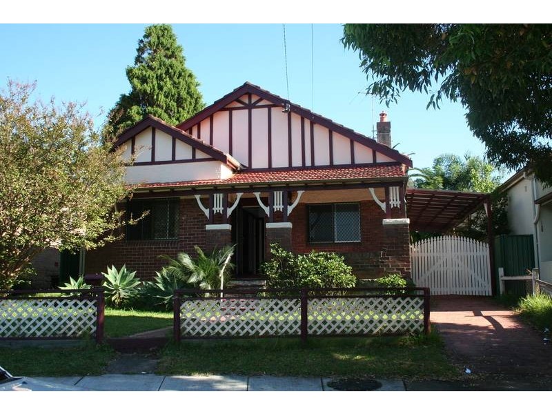 21 Colvin Avenue, Carlton NSW 2218