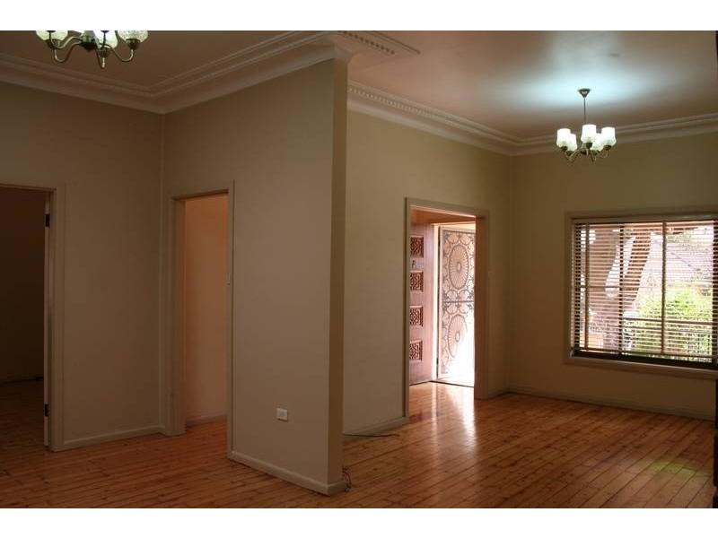 12 Burgess Street, Beverley Park NSW 2217