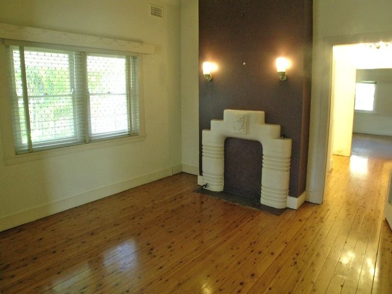 17 O’merea Street, Carlton NSW 2218