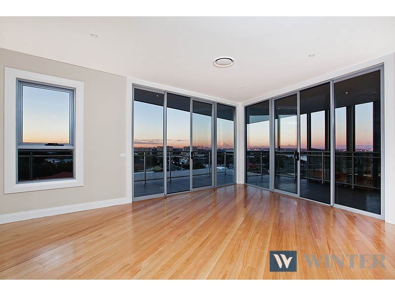 18/2 Kensington Street, Kogarah NSW 2217