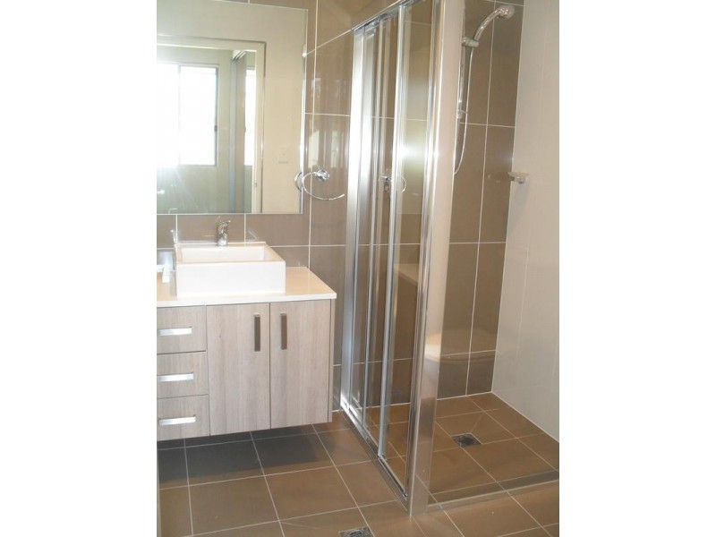 7 & 8/8-10 Bembridge Street, Carlton NSW 2218