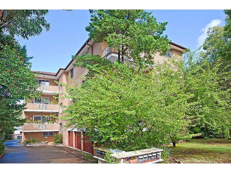 9/52-54 Hampton Court Road, Carlton NSW 2218