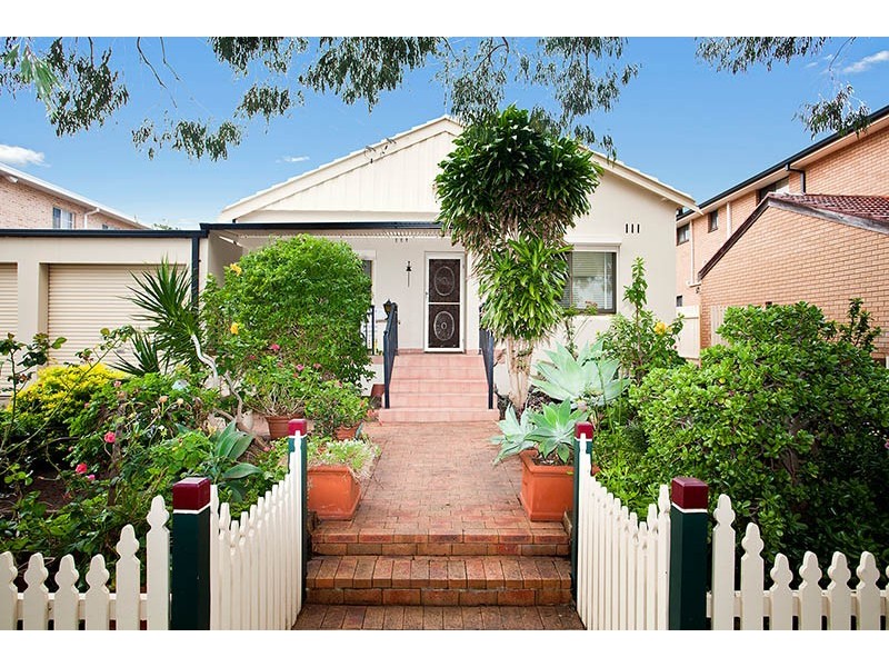 12 Burgess Street, Beverley Park NSW 2217