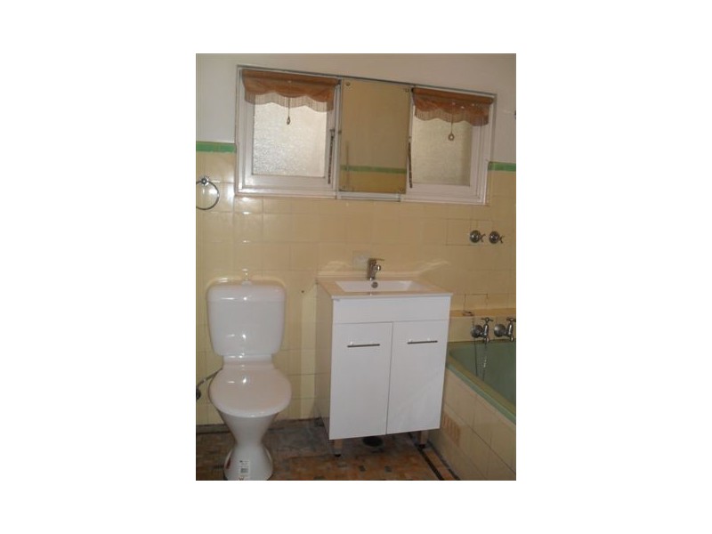 22 Bembridge Street, Carlton NSW 2218