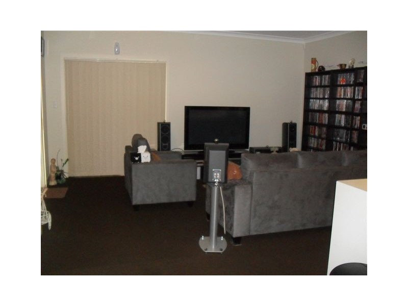 2/1 Bembridge Street, Carlton NSW 2218