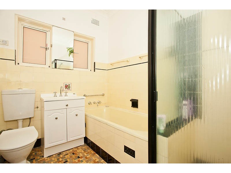 2 Ferry Avenue, Beverley Park NSW 2217