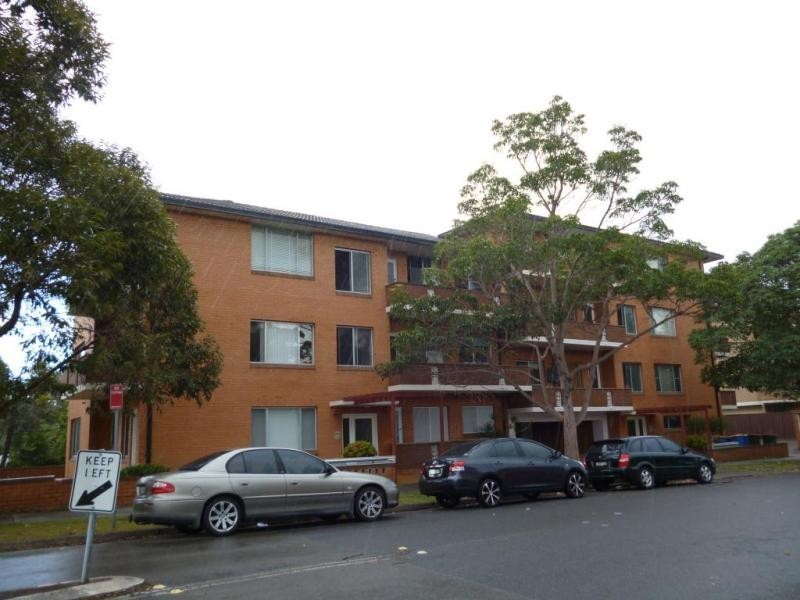 3/70 Carlton Parade, Carlton NSW 2218