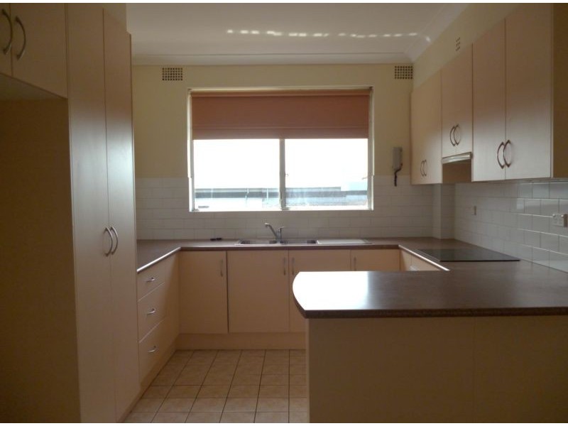 8/9-11 English Street, Kogarah NSW 2217