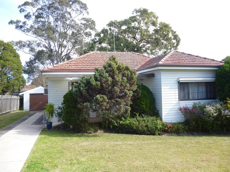 3 Pomona Street, Greenacre NSW 2190