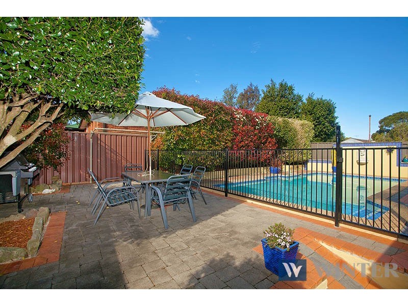 12 Sunlea Avenue, Mortdale NSW 2223