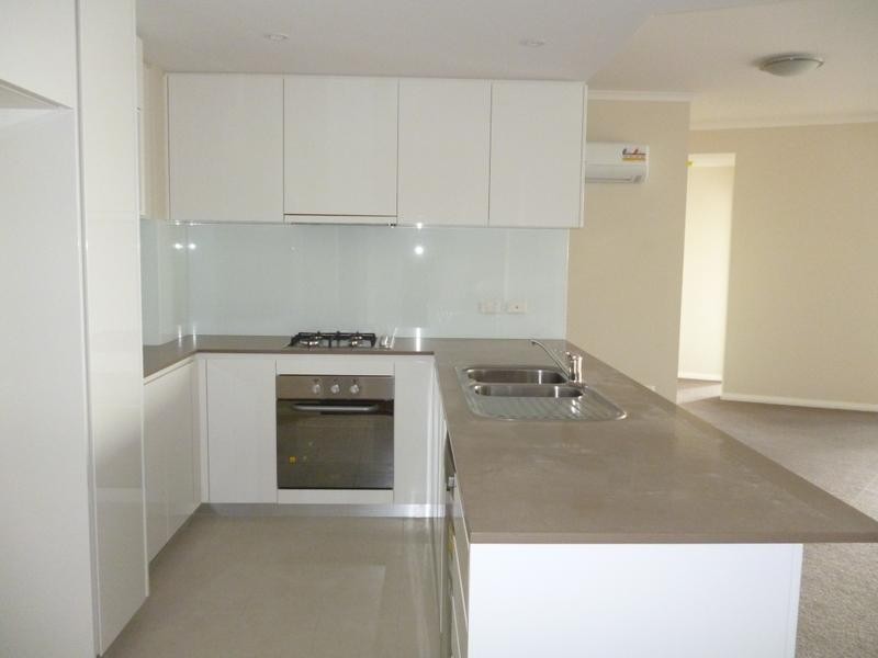 13/2 Kensington Street, Kogarah NSW 2217