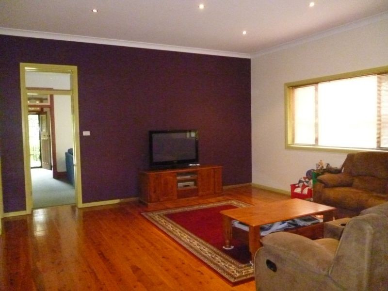 19 Edgehill Street, Carlton NSW 2218