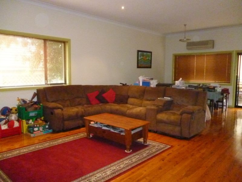 19 Edgehill Street, Carlton NSW 2218