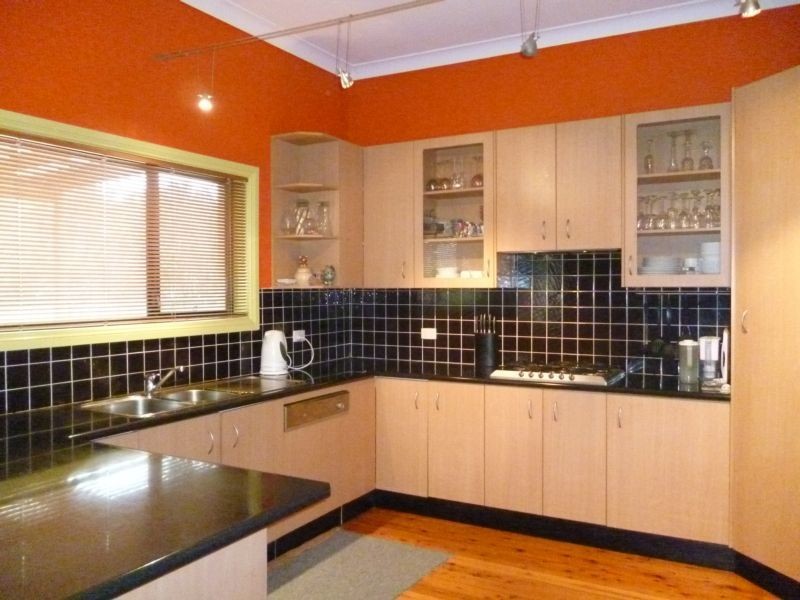 19 Edgehill Street, Carlton NSW 2218