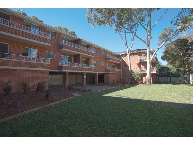 8/67 Hudson Street, Hurstville NSW 2220