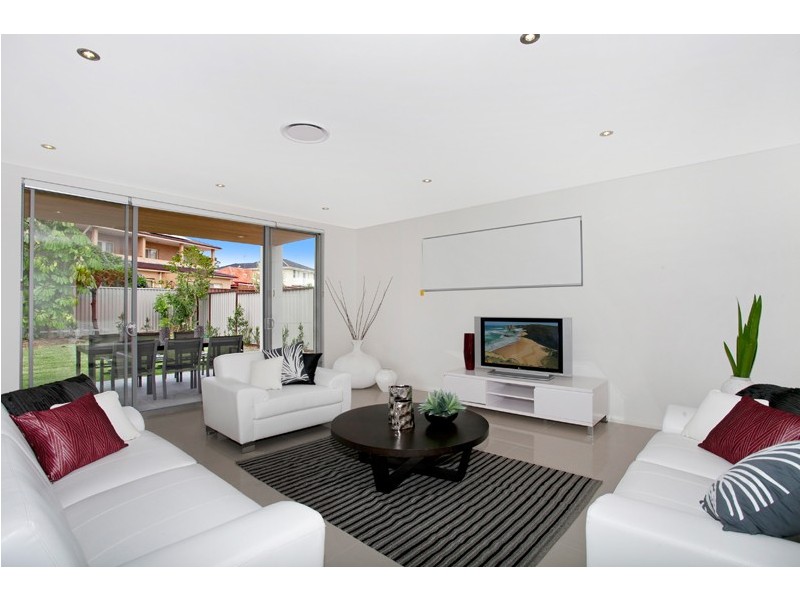 12 Westbrook Street, Beverly Hills NSW 2209