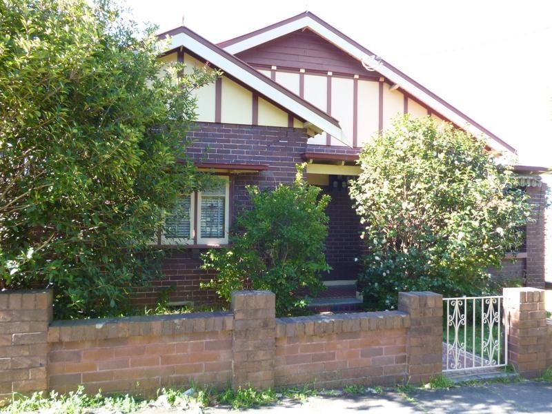 12 Anglo Square, Carlton NSW 2218