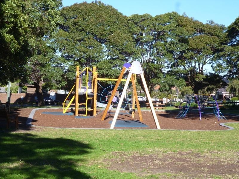 12 Anglo Square, Carlton NSW 2218