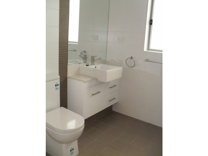 1/1 Bembridge Street, Carlton NSW 2218