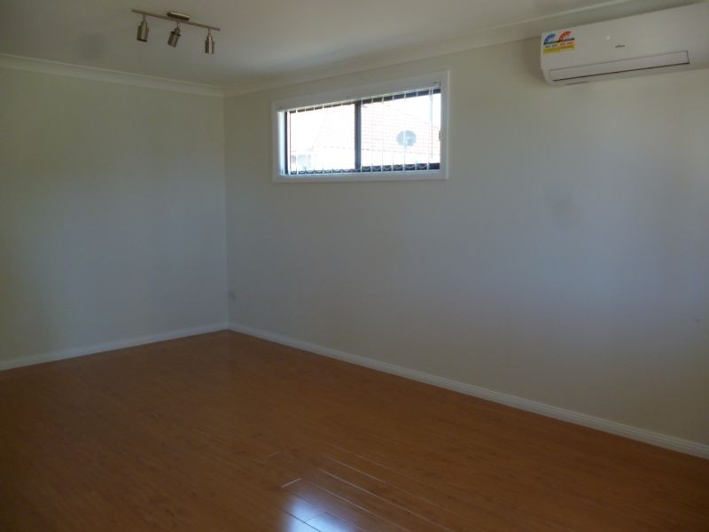 6a Colvin Avenue (access from Ecole Lane), Carlton NSW 2218