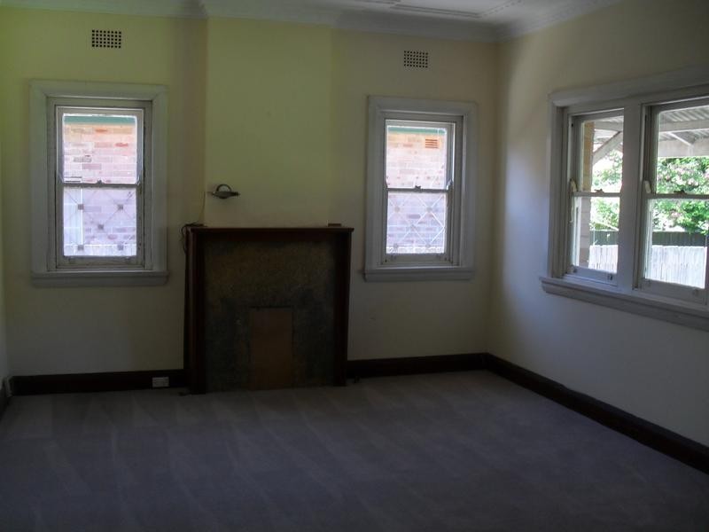 22 Bembridge Street, Carlton NSW 2218